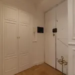 Toscana 5 - Fromhometorome Apartment Rome