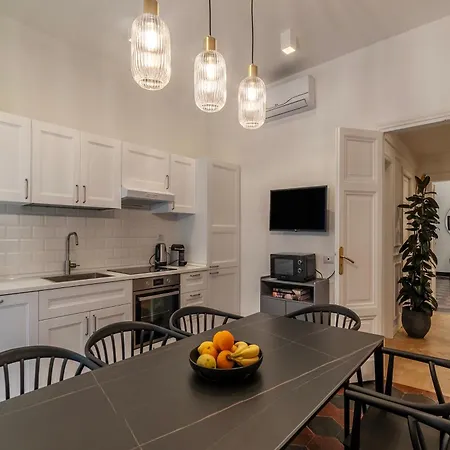 Appartement Toscana 5 - Fromhometorome *